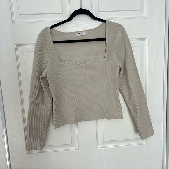Aritzia Babaton Sculpt Knit Sweetheart Long Sleeve Top Cream Ribbed Size XL - Picture 4 of 8